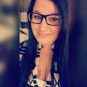 Meet your Posher, Krystal